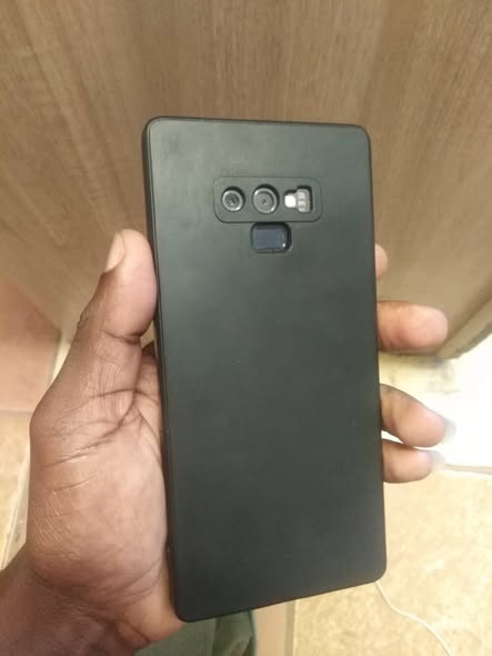Samsung galaxy note 9 photo 2