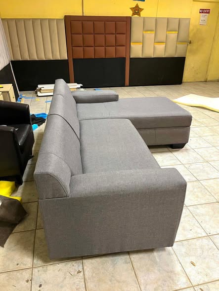 L Shape Couch photo 4