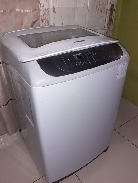WASHING MACHINE photo 1