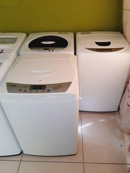 WASHING MACHINE photo 1
