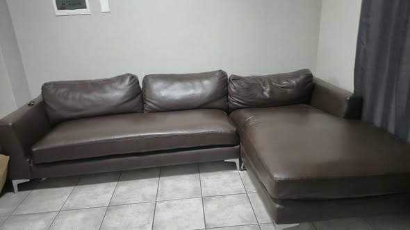 Couch photo 1