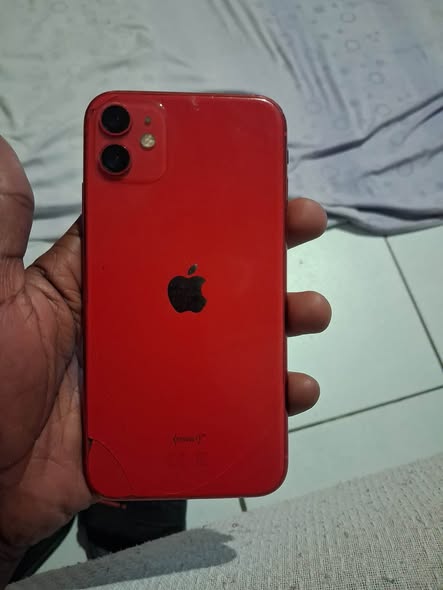 iPhone 11 128gb photo 1