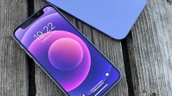 iPhone 12, 64GB photo 2