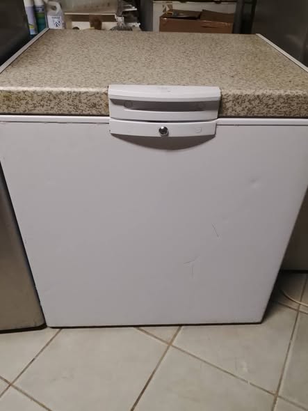 Defy deep freezer photo 1