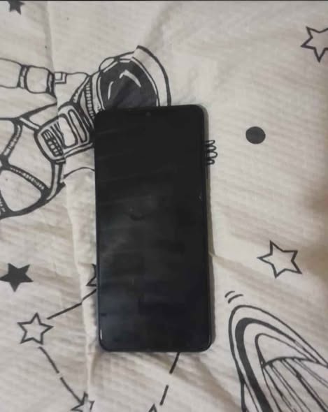 Samsung A06 photo 1