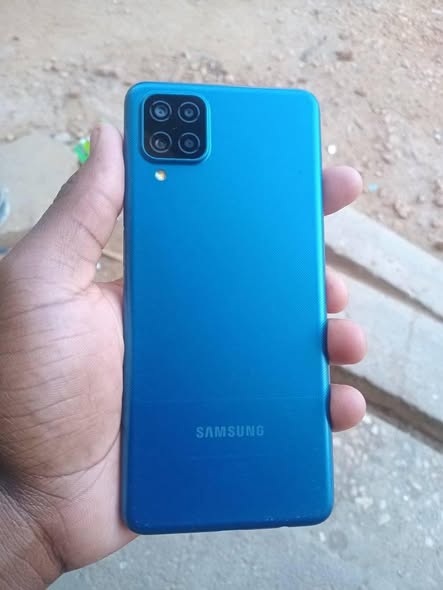 Samsung A12 photo 3