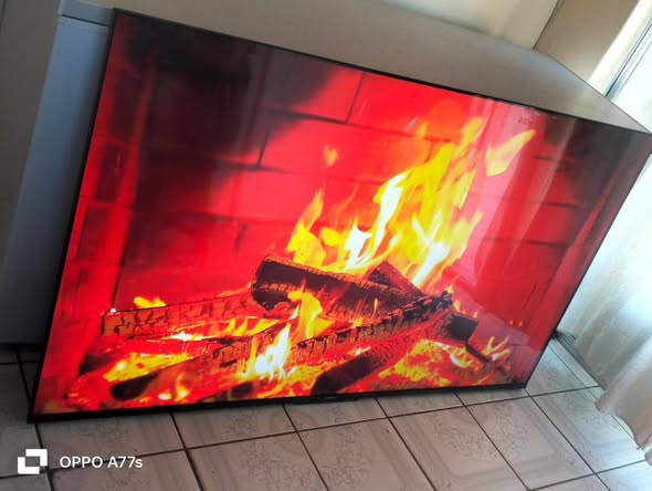 70 inch skyworth smart tv photo 1