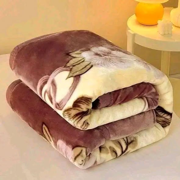 Blankets photo 5