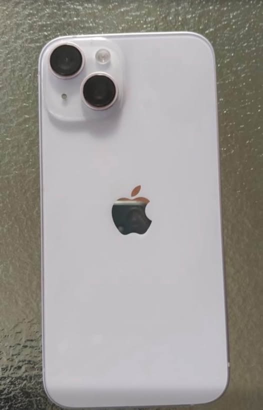 iPhone 14 photo 1