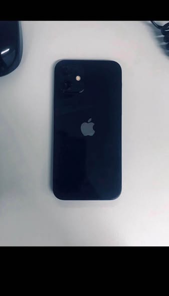 IPHONE 12 photo 1