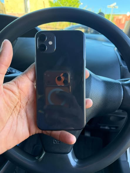 IPHONE 11 128GB photo 2