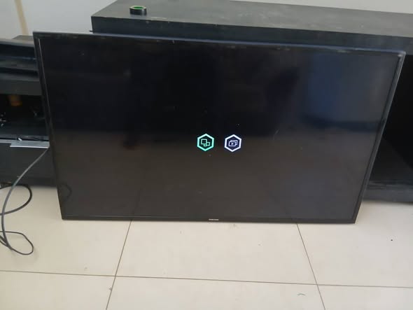 Samsung 46inch smart Tv with remote photo 2