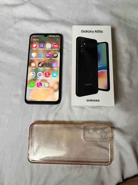 SAMSUNG GALAXY A05s 128GB photo 4