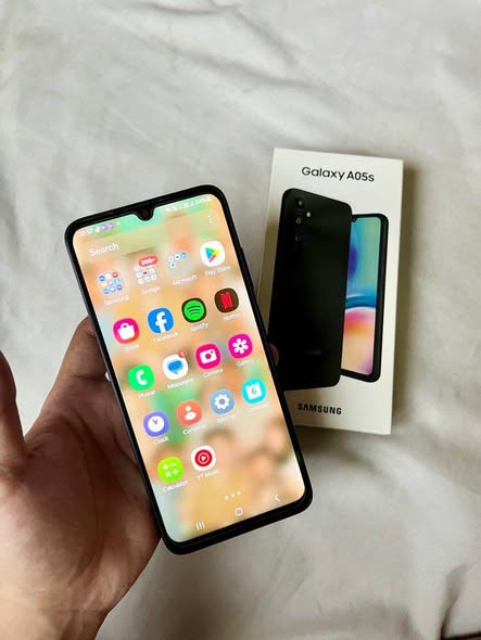 SAMSUNG GALAXY A05s 128GB photo 1