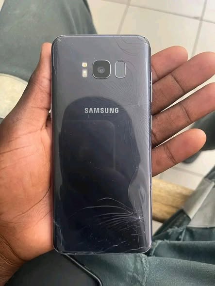 Samsung S8 photo 3