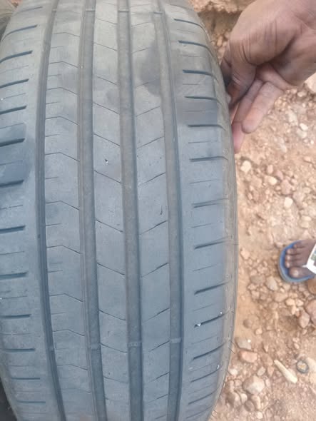 Tyres photo 3