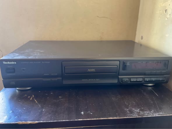 Technics Compact Disc Player SL-PG390 photo 2