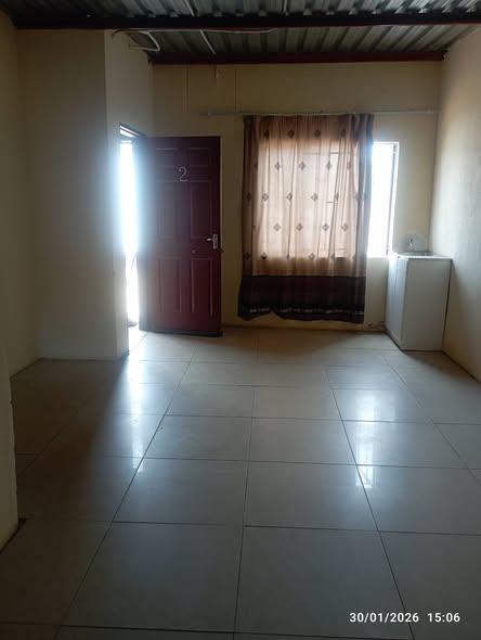 Two big rooms available for rent in Grootaub photo 3