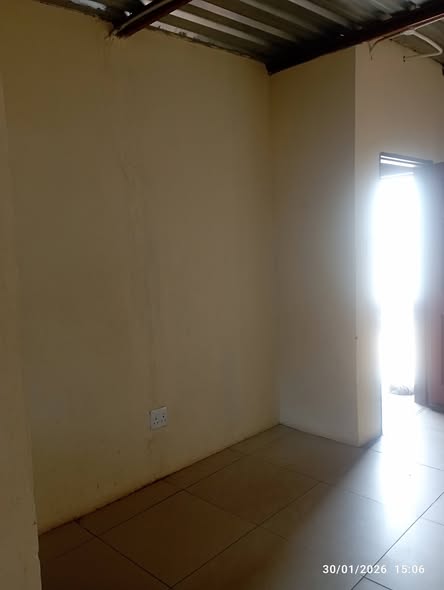 Two big rooms available for rent in Grootaub photo 2