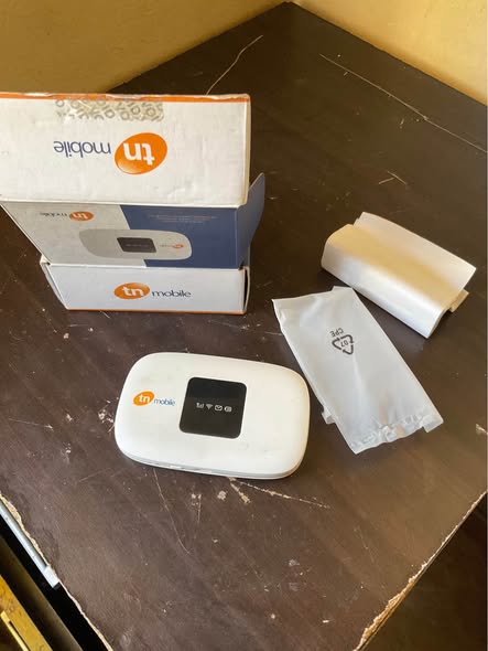 TN Mobile Pocket WiFi photo 1
