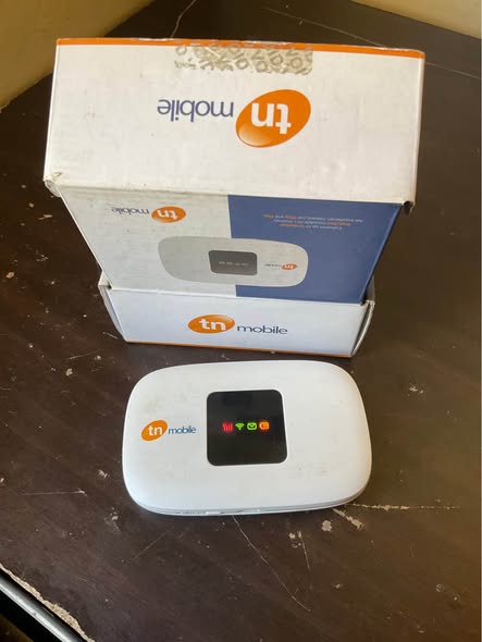 TN Mobile Pocket WiFi photo 2