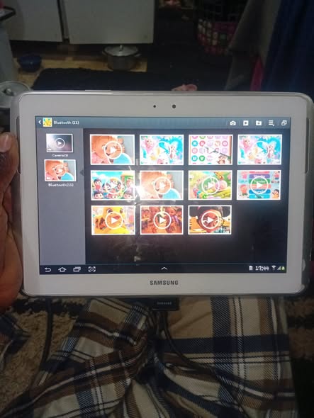 Samsung tab for kids 32gig photo 3