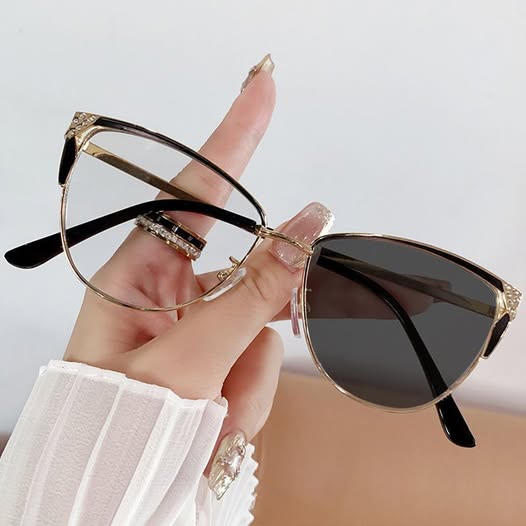 Glasses photo 1