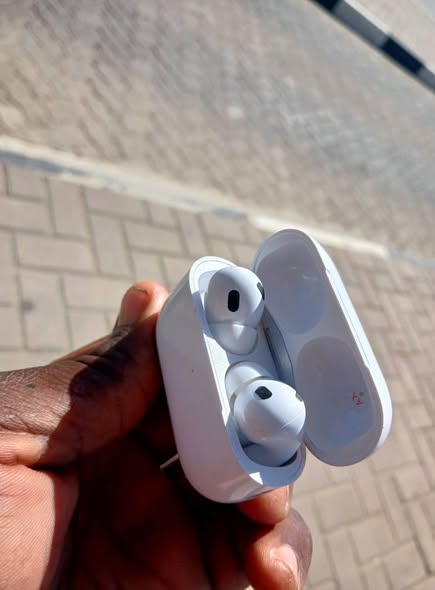 Headphones photo 3