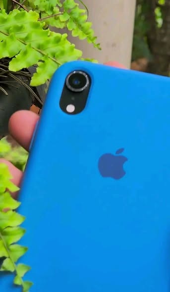 IPHONE XR 128GB photo 1