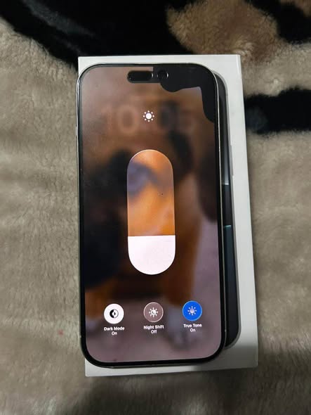 iPhone 16 pro 256gb photo 2