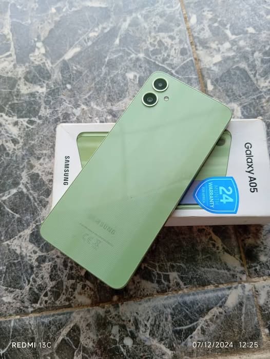 Samsung AO5 photo 1