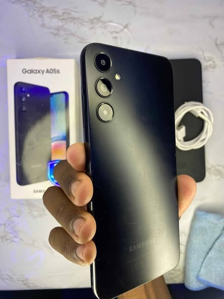 Samsung Galaxy A05s photo 1