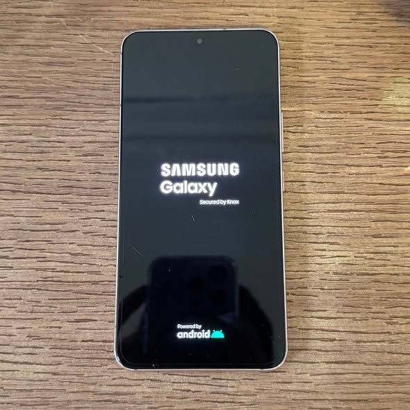 SAMSUNG GALAXY S22 5G 256GIG photo 1