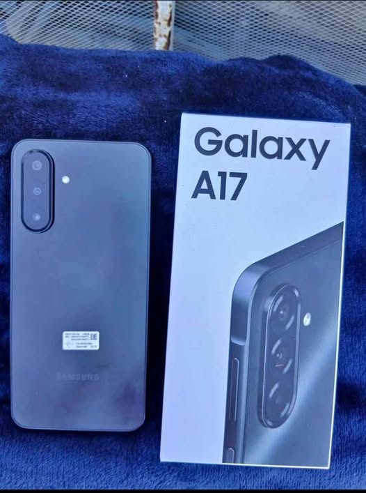 Samsung A17 photo 1