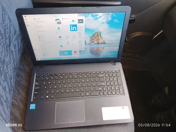 ASUS VIVO LAPTOP photo 1