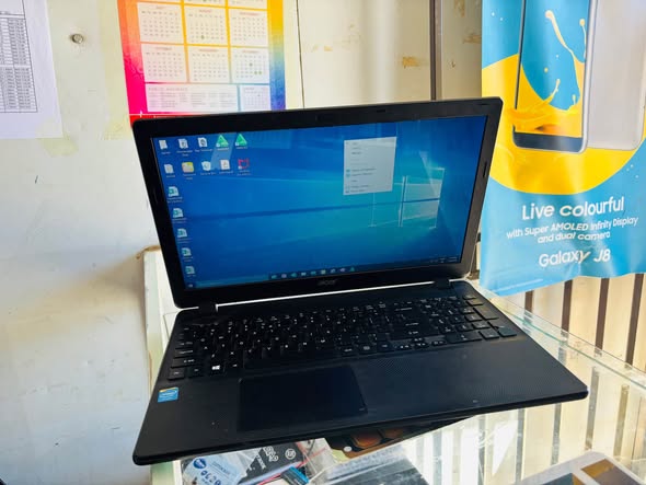 Acer laptop photo 4
