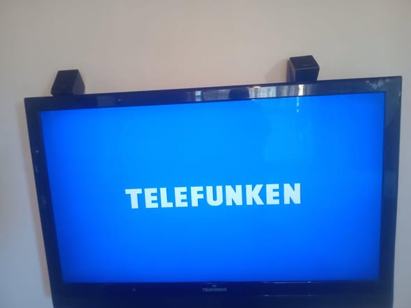 Telefunken 58 inches TV photo 1