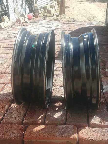 Size 14 rims photo 2