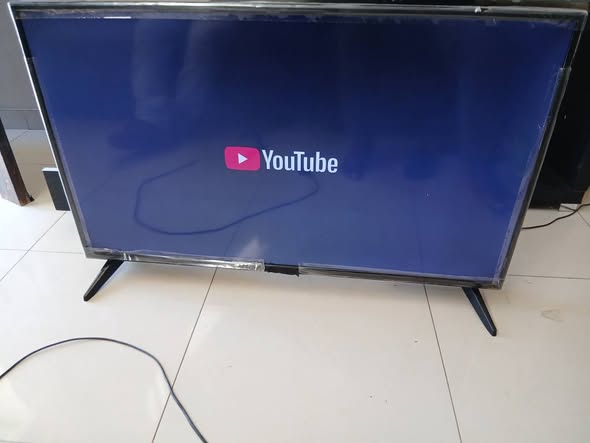 Jvc 50inch smart tv with remote photo 3
