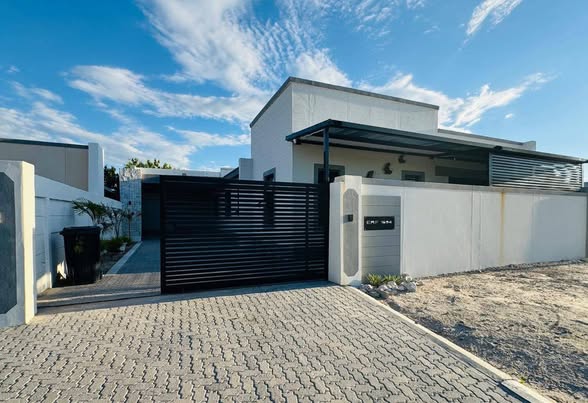 Oshakati - House photo 1