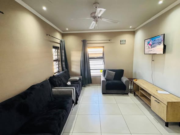Oshakati - House photo 5