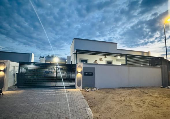 Oshakati - House photo 2