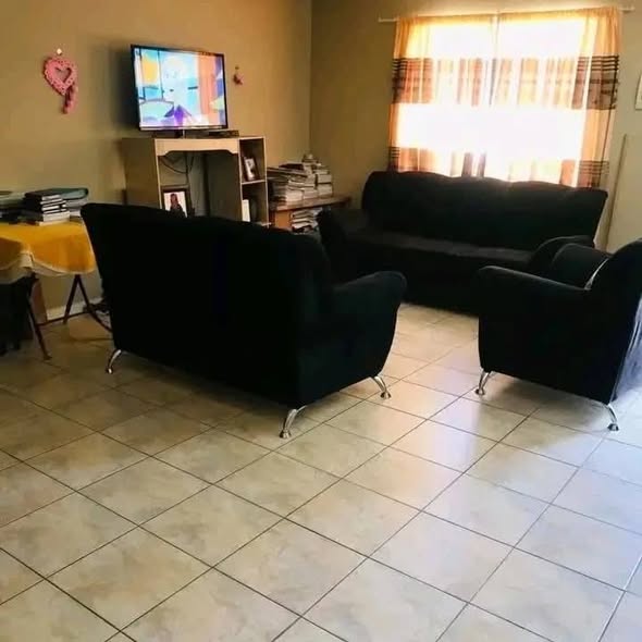 Flat For Sale photo 5