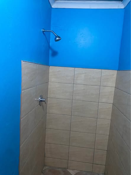 Inside rooms for rent in Donkerhoek-Rundu photo 3