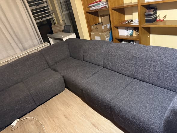 L Couch photo 5