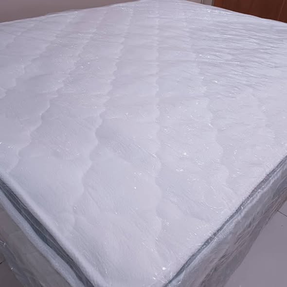 Brand new queen bed photo 1