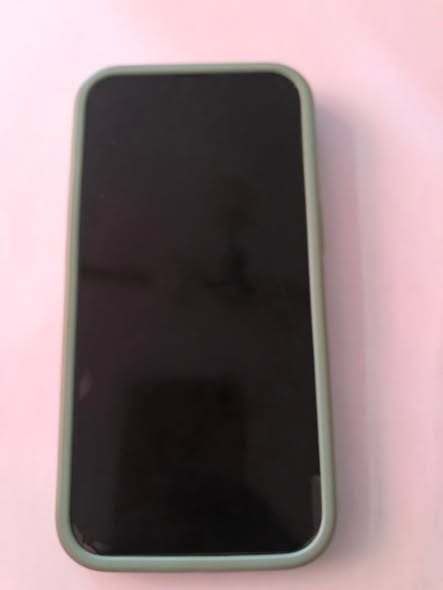 IPhone 14 photo 4