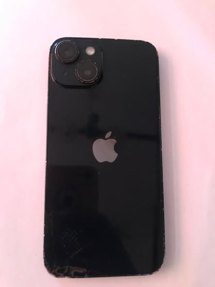 IPhone 14 photo 3