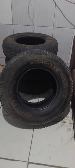 R15 bakkie tyres photo 2
