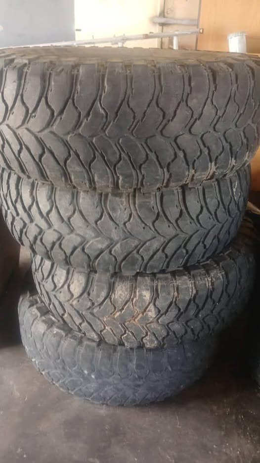 Second hand tyre photo 1